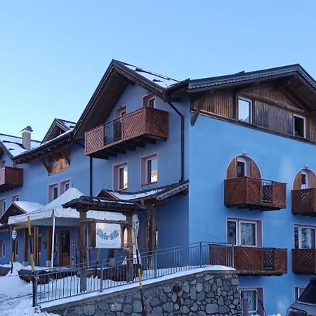 Hotel Cielo Blu Пассо-дель-Тонале Экстерьер фото