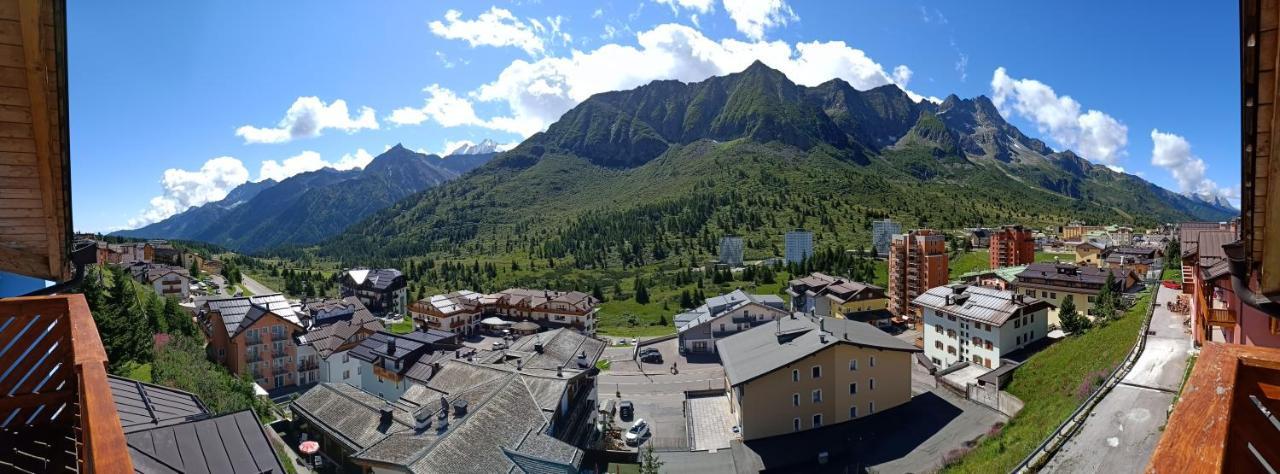 Hotel Cielo Blu Пассо-дель-Тонале Экстерьер фото