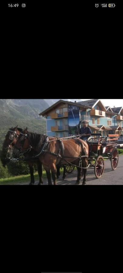 Hotel Cielo Blu Пассо-дель-Тонале Экстерьер фото