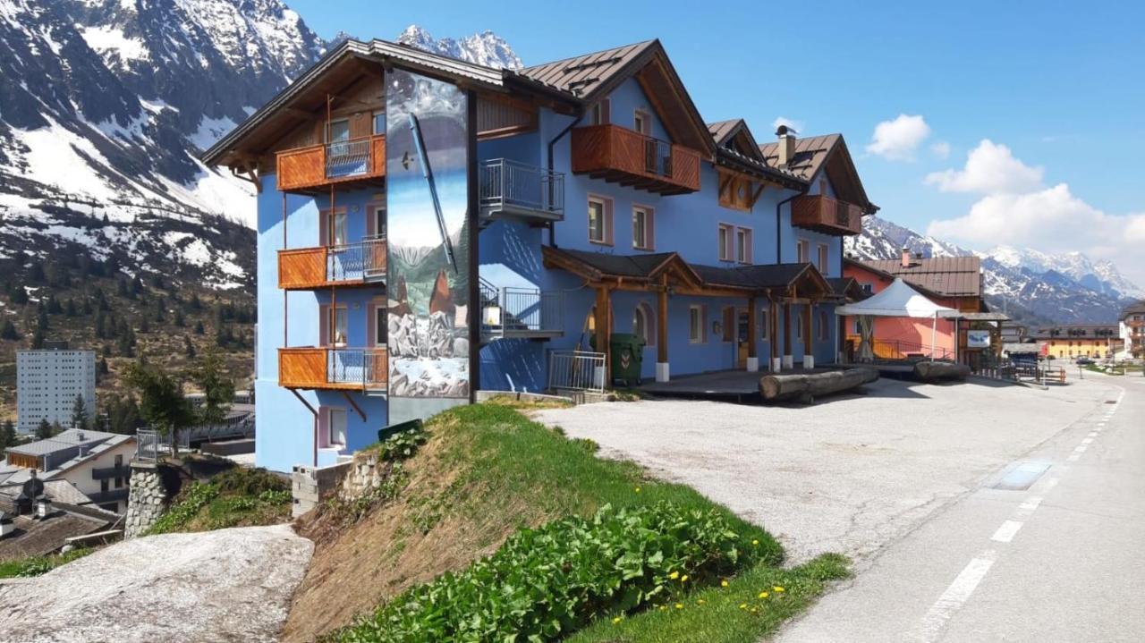 Hotel Cielo Blu Пассо-дель-Тонале Экстерьер фото