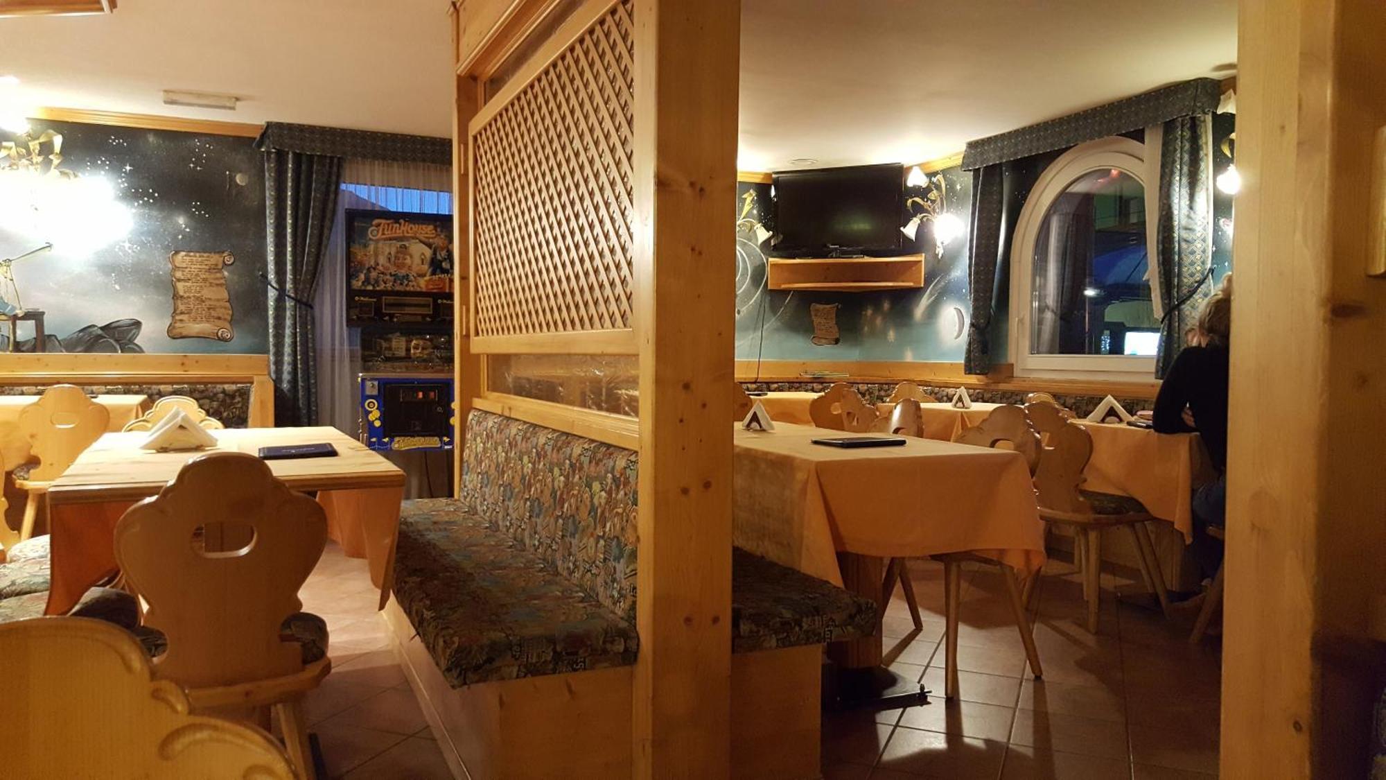 Hotel Cielo Blu Пассо-дель-Тонале Экстерьер фото